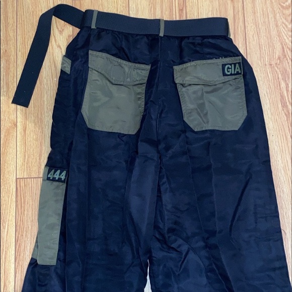I.AM.GIA CARGO BLACK AND KAHKI PANTS. - Picture 5 of 5